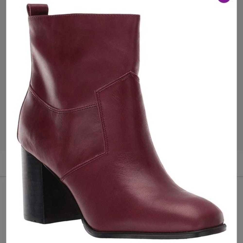NIB-Sbicca Wine Leather Bootie